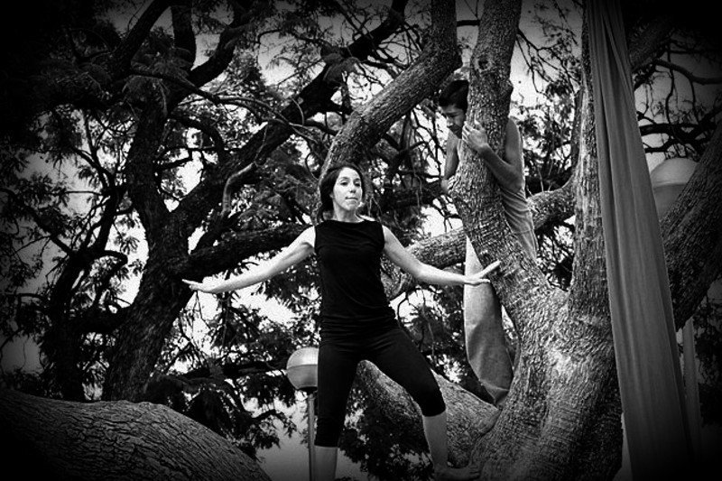 image title thumb image