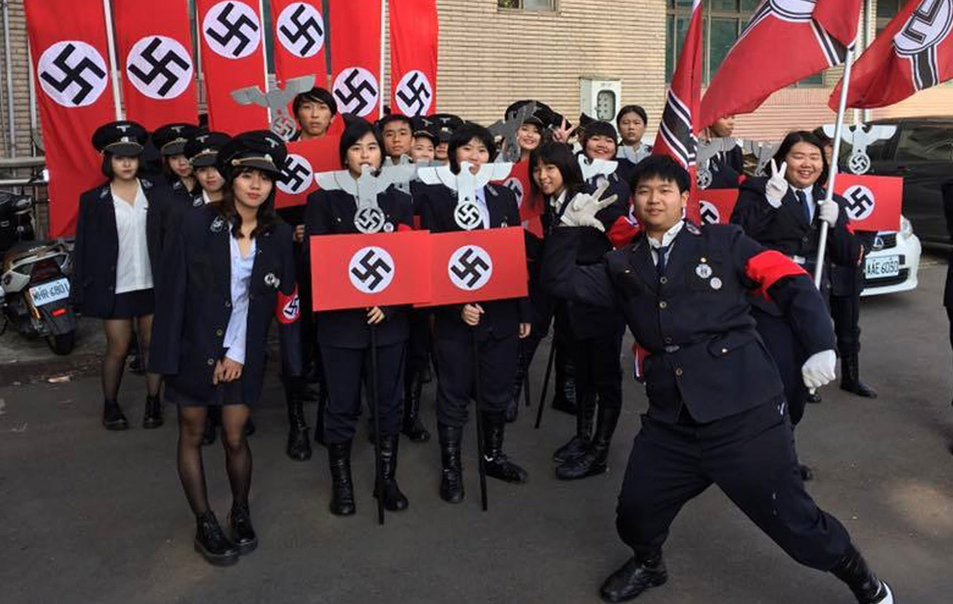 TAIWAN-NAZI12.jpg