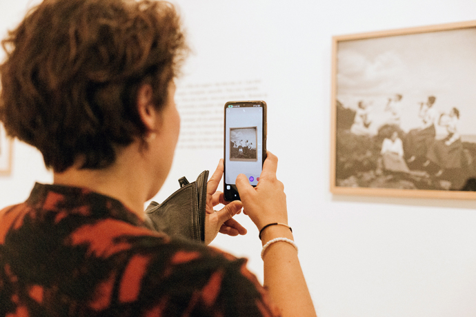 Exposición y subasta de fotos de Theresa Parker Babb